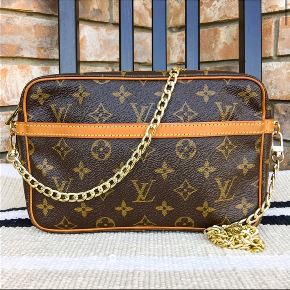 Louis Vuitton Handbags - Louis Vuitton crossbody